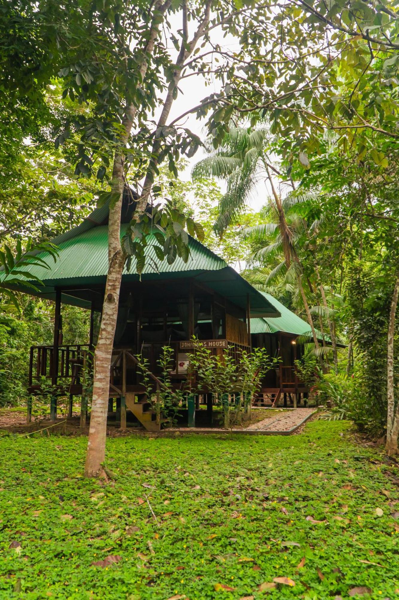 Passiflora Camp Guest House Puerto Maldonado Exterior foto